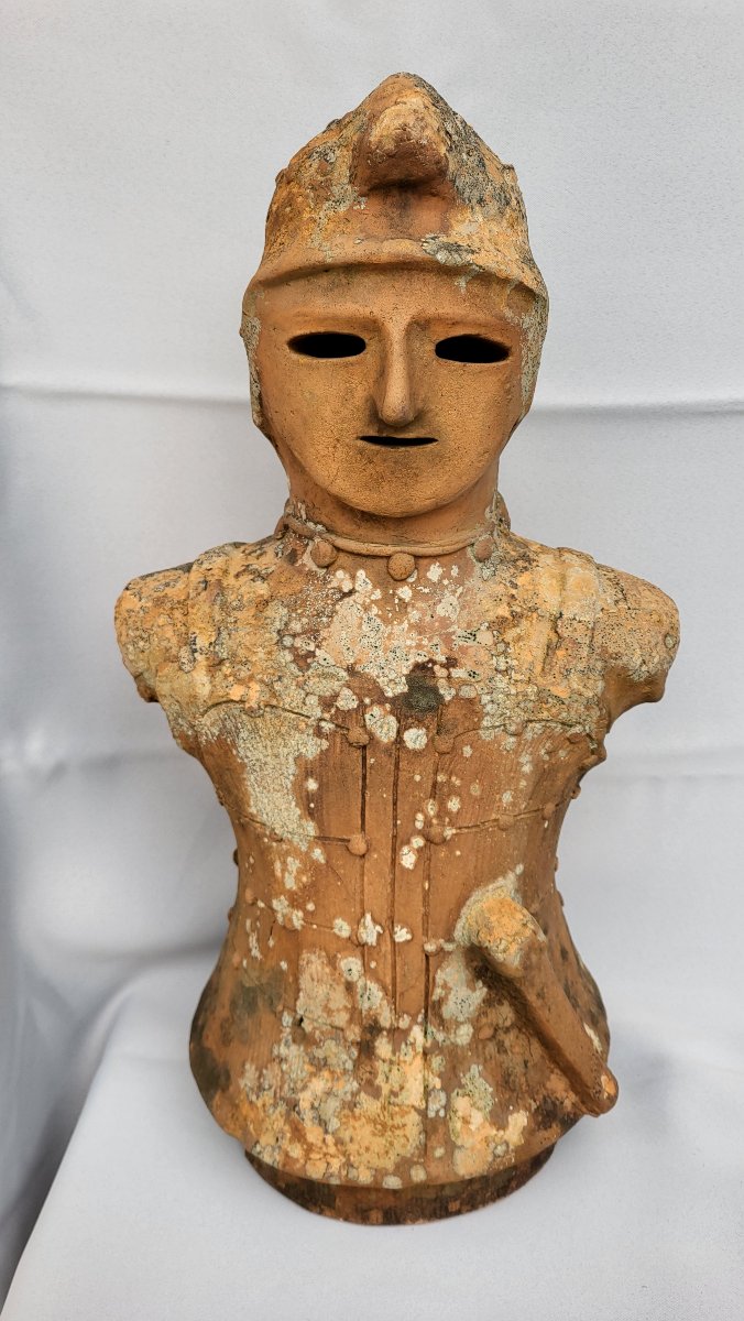 mitre de cheminée en terre cuite ancienne XIX ème : centurion romain 