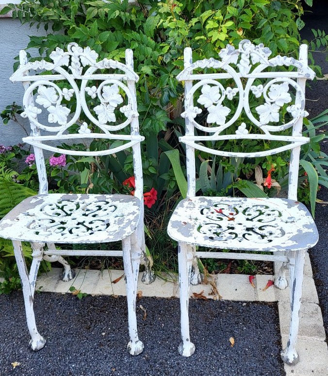 2 Garden Chairs Made Of 20th-century Cast Aluminum