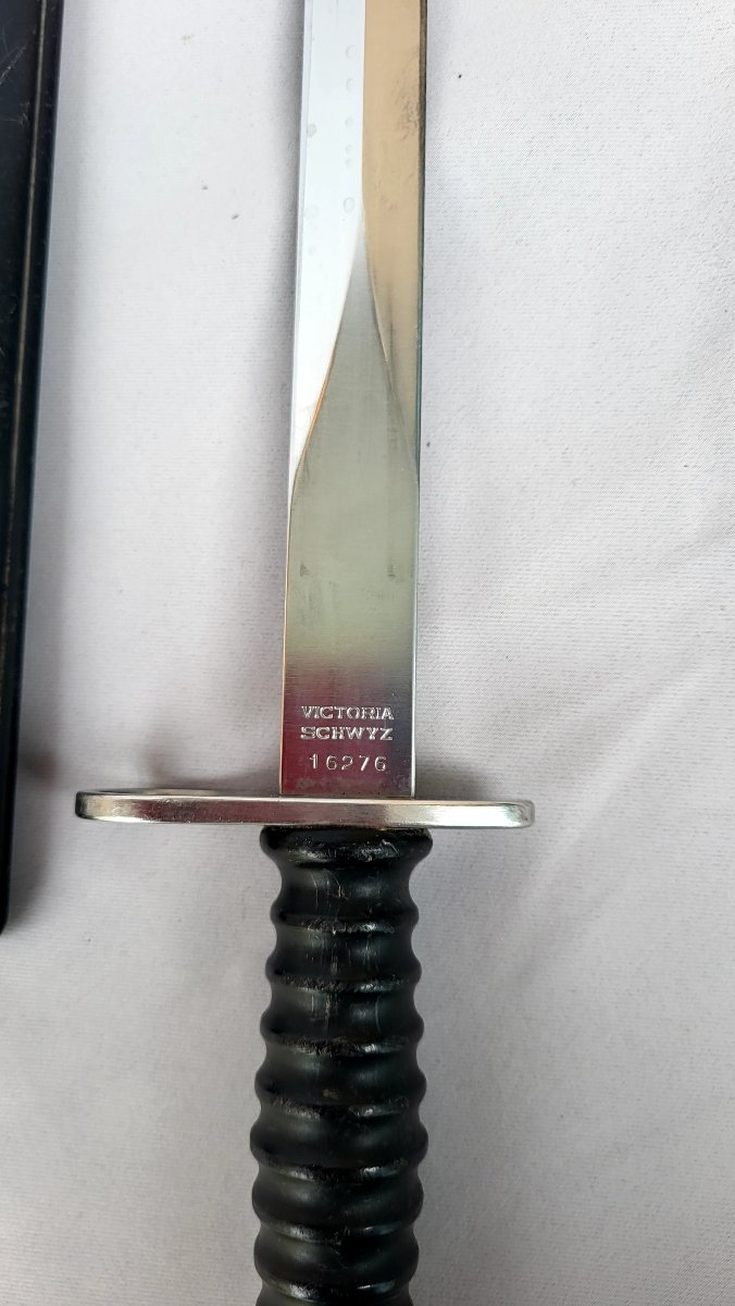 Swiss Victoria Schwyz Bayonet, Model 1957-photo-4