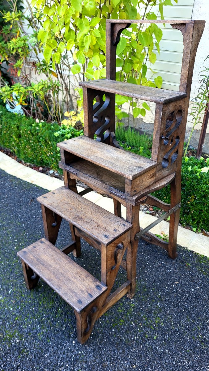 Chaise escabeau en chêne massif  XIXème