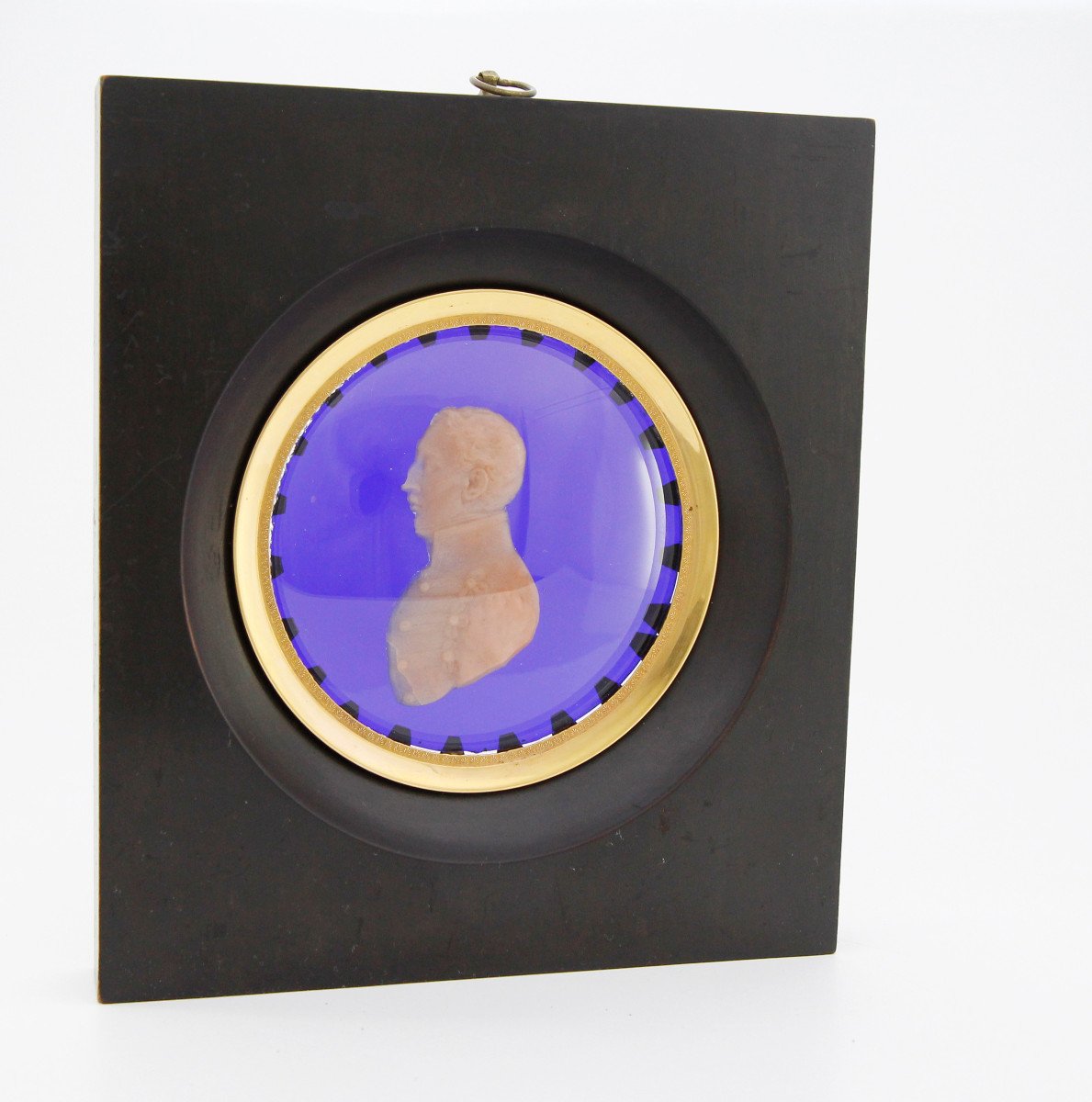 Profil en cire d'officier sur verre bleu, cadre bois ébonisé, époque Restauration vers 1825-photo-3