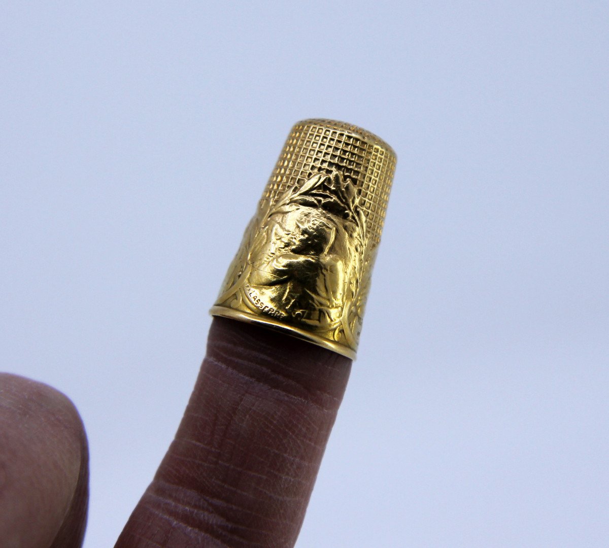 Large Patriotic Thimble In 18k Solid Gold, Firmin-pierre Lasserre (1870-1943), Circa 1920-photo-1
