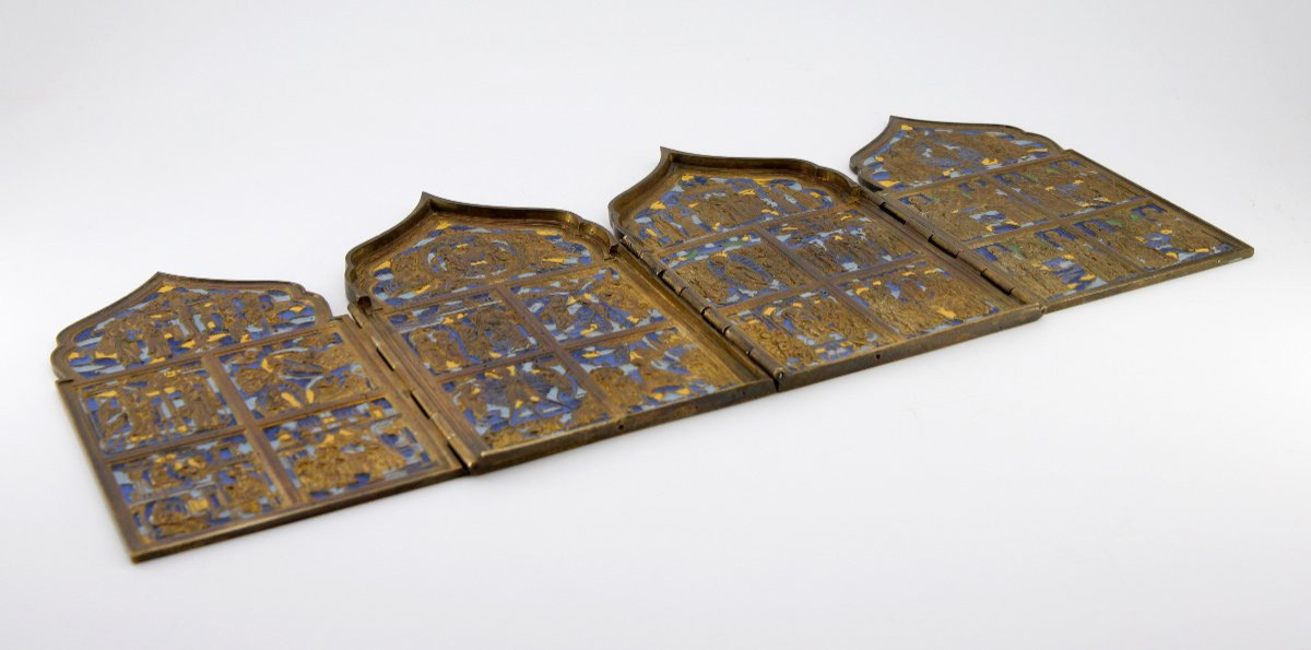 Icône - Tétraptyque de voyage formant boîtier, bronze décoré aux émaux, Russie XIXe-photo-3