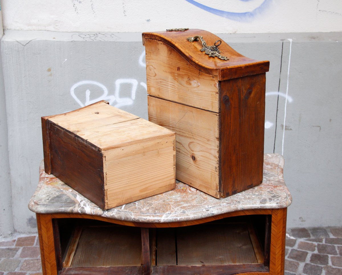 Petite commode sauteuse d'entre-deux attribuée à Martin Leigart — Besançon, vers 1760 -photo-4