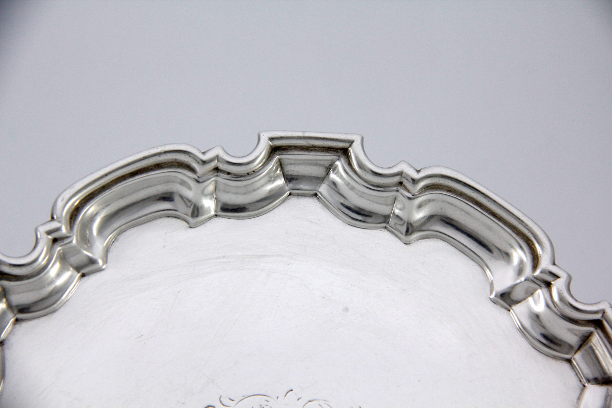 Salver — Petit plateau tripode en argent sterling d'époque George II — John Tuite, Londres 1731-photo-4