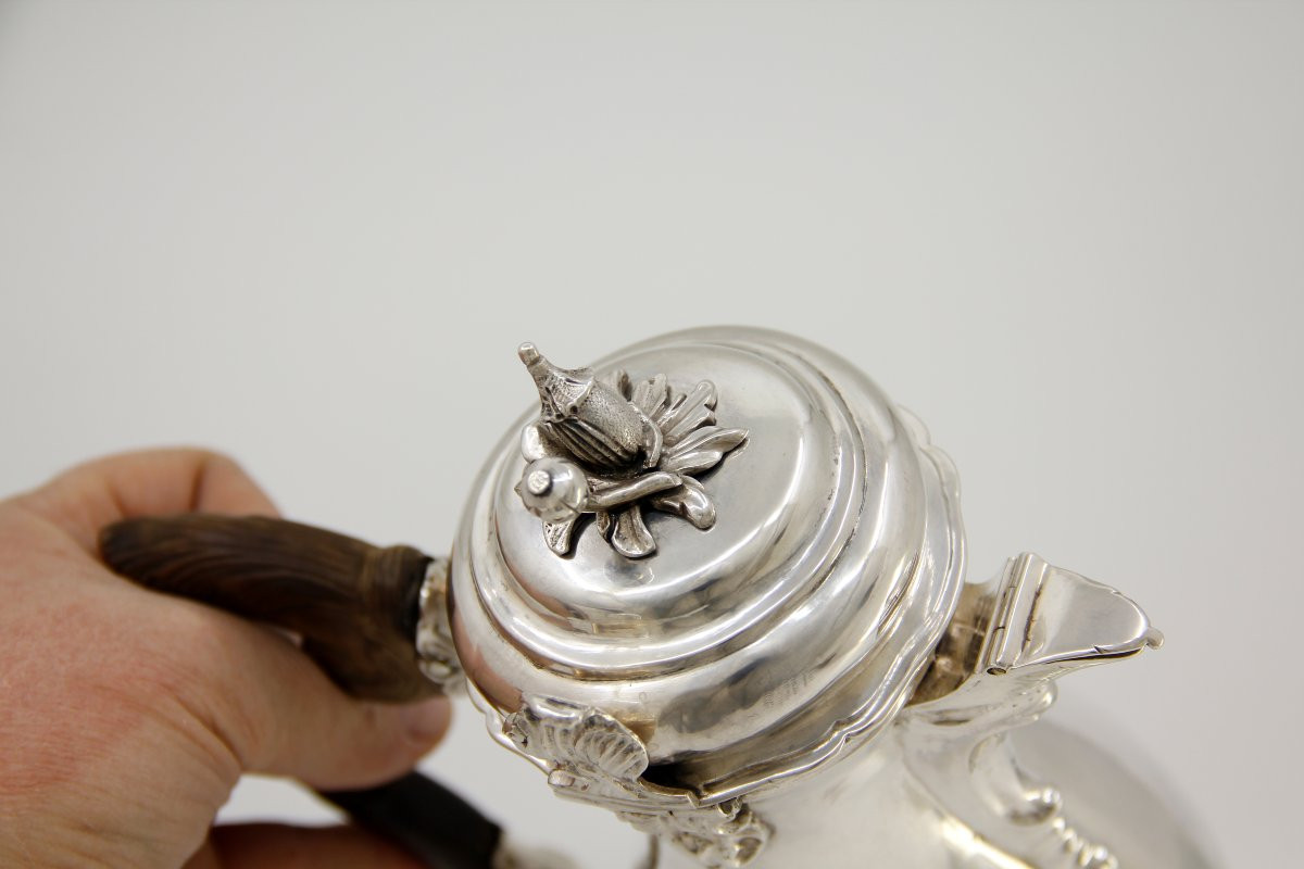 Grande verseuse en argent massif — Johann Georg Kloss, maître en 1738 — Augsbourg, 1759-1761-photo-4