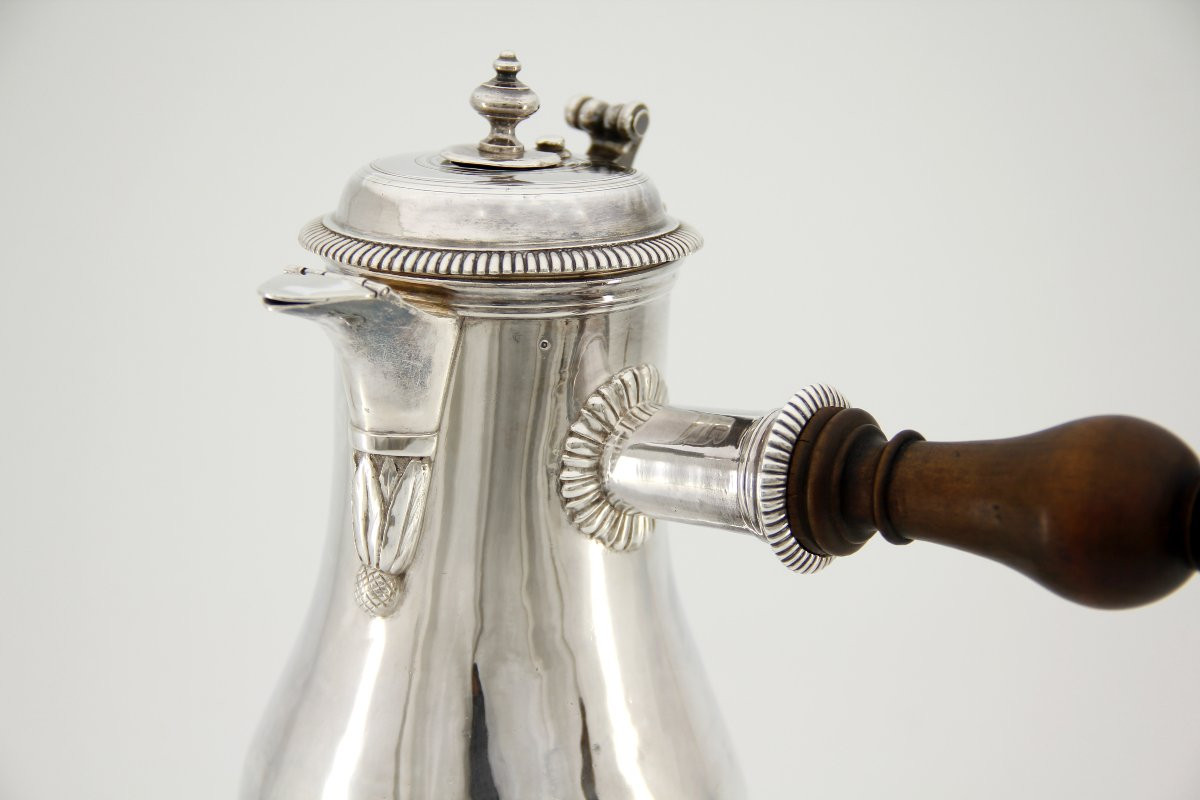 Grande chocolatière en argent massif — Paris, 1724-1725-photo-2