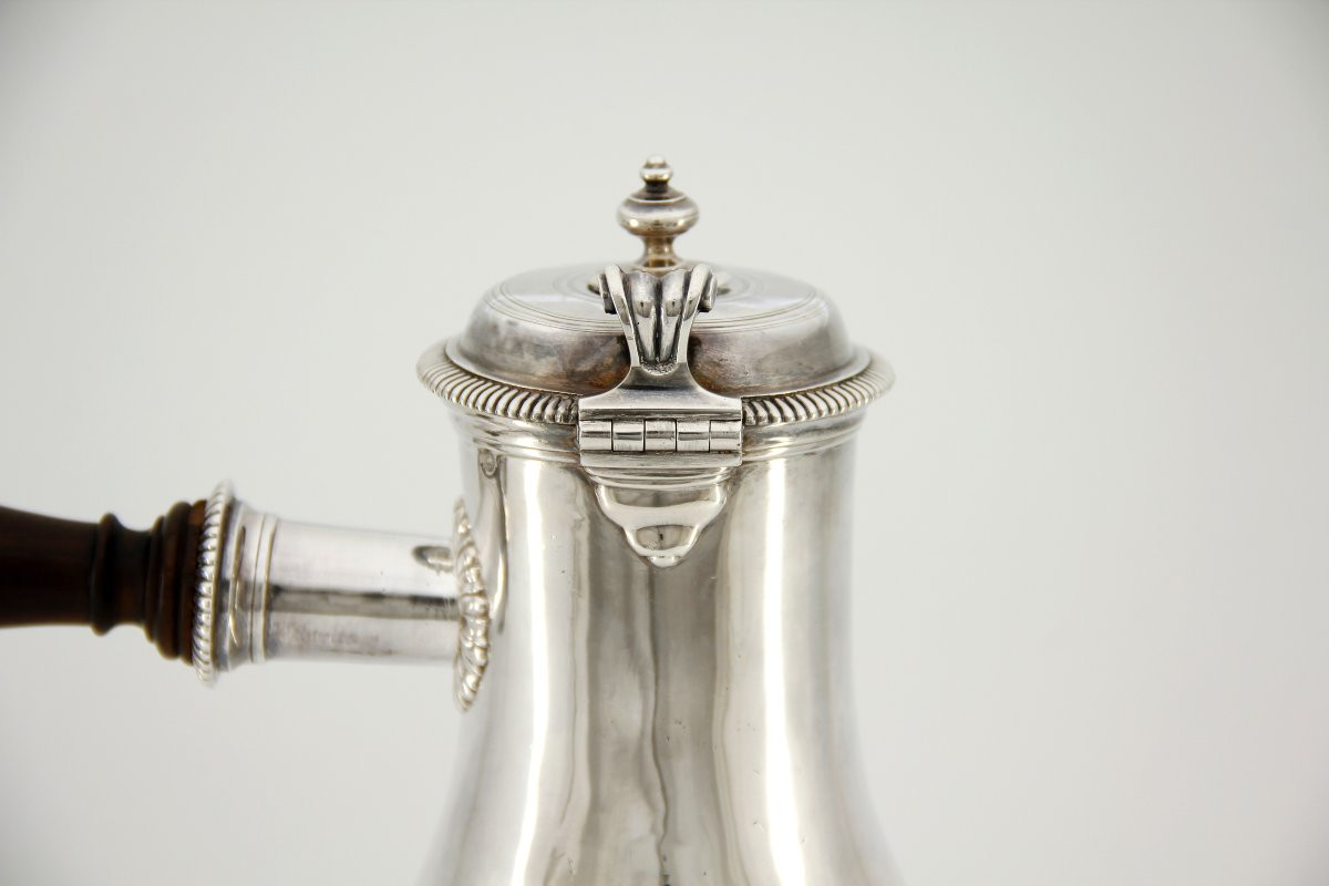 Grande chocolatière en argent massif — Paris, 1724-1725-photo-2