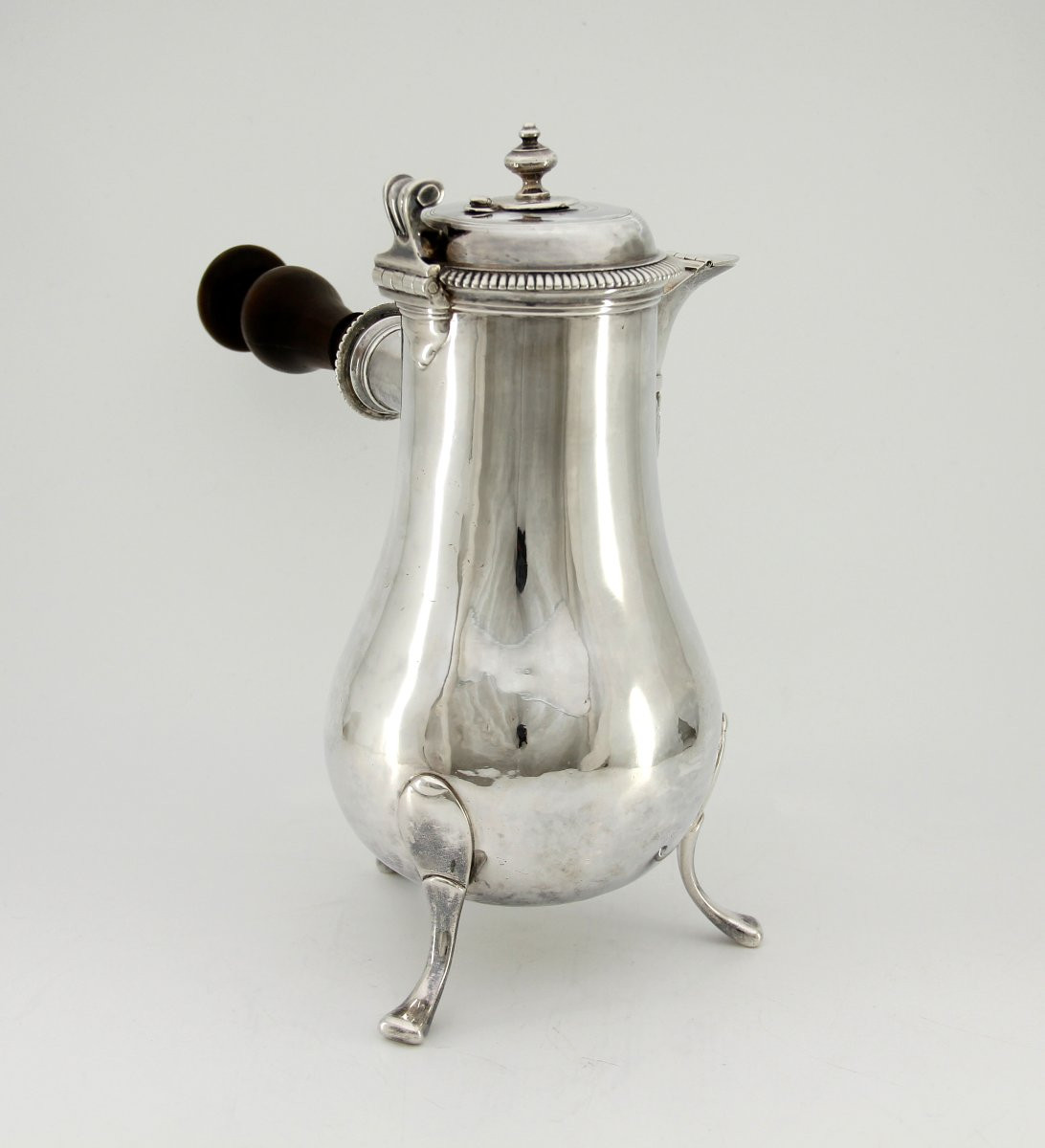 Grande chocolatière en argent massif — Paris, 1724-1725-photo-3