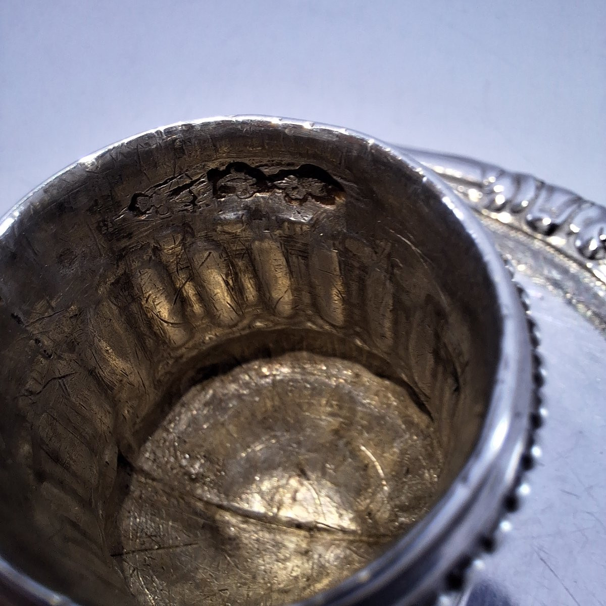 Bougeoir à main en argent massif – Jean-Ange Loque – Epoque Louis XVI – Paris, 1787-1788-photo-4