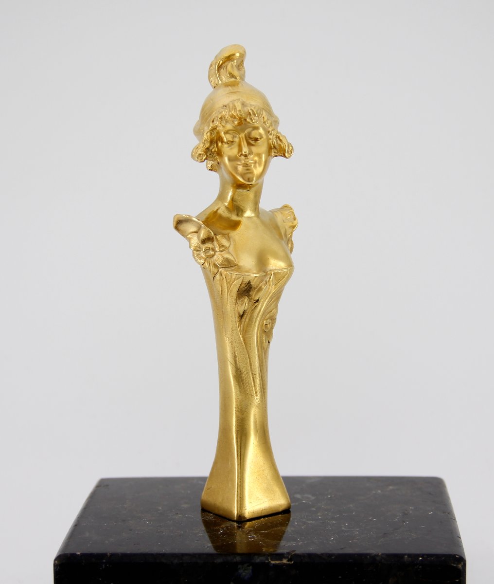 Alexandre Auguste CARON (1857-1932) — Cachet Art Nouveau en vermeil — Paris, vers 1900