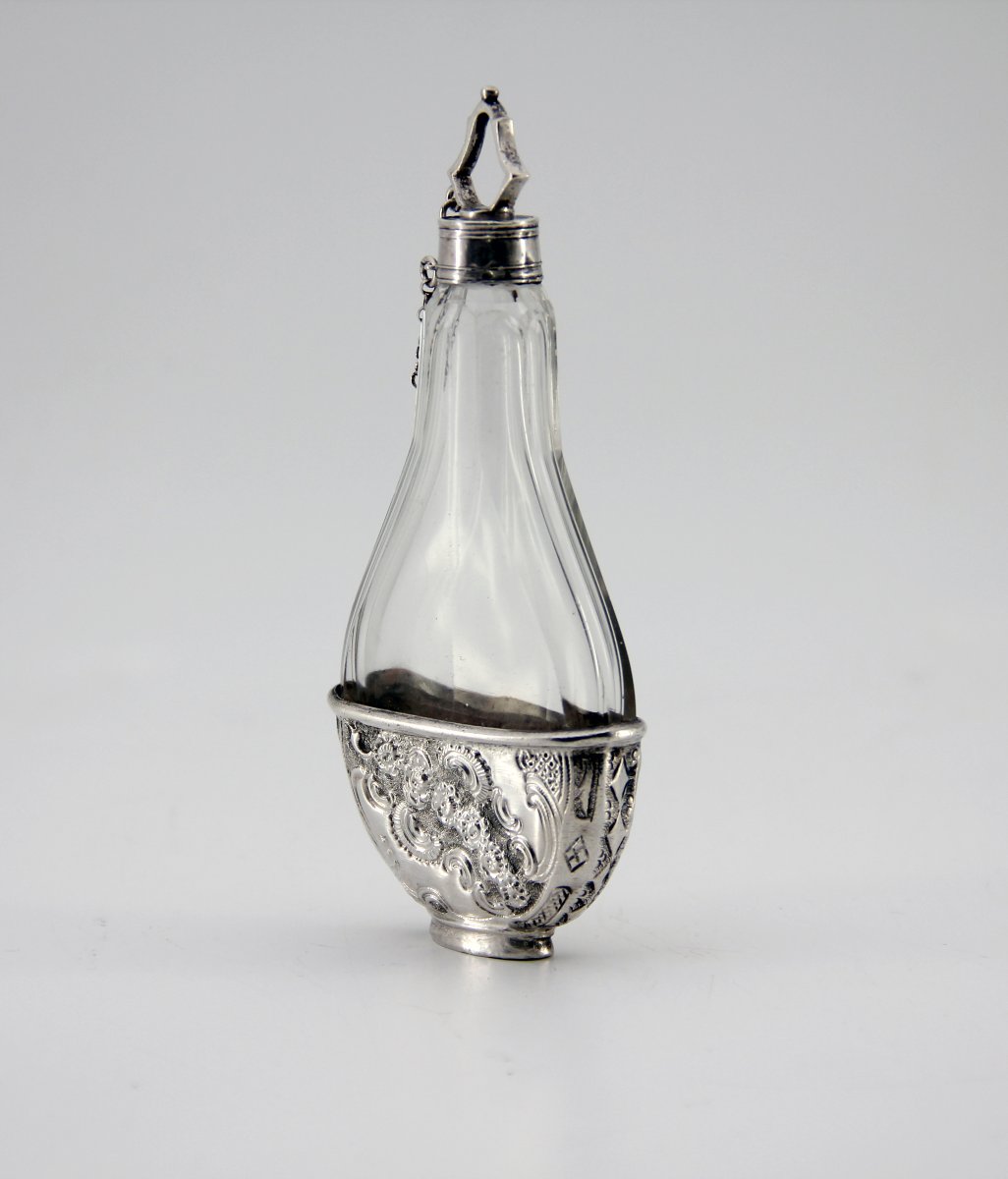 Flacon à parfum d'époque Louis XV — Paris, entre 1744 et 1750-photo-3