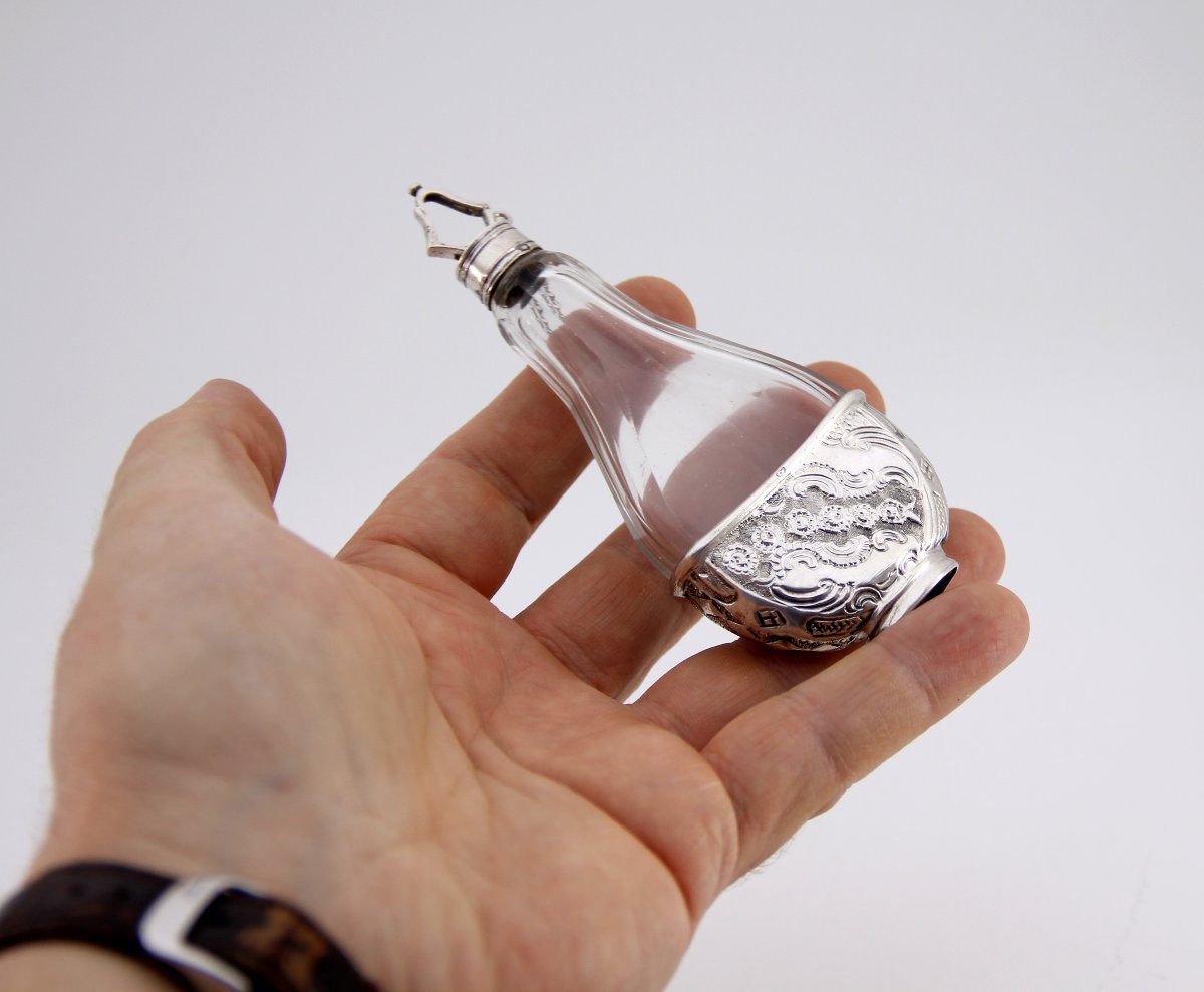Flacon à parfum d'époque Louis XV — Paris, entre 1744 et 1750-photo-5