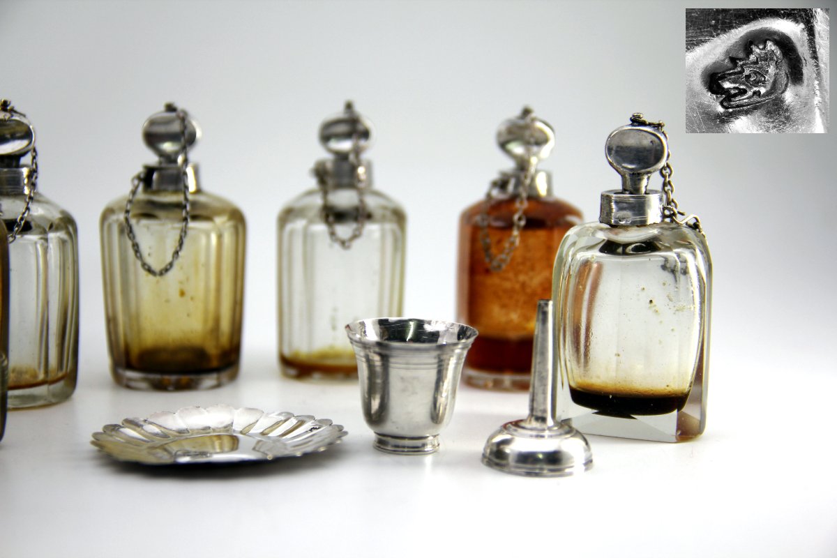 A Very Complete Perfume Set With 6 Bottles — Louis XV Period, Paris 1738–1744-photo-2