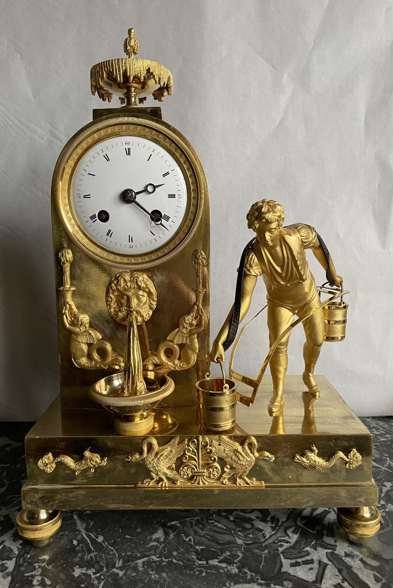 PENDULE EMPIRE AU PORTEUR D'EAU 