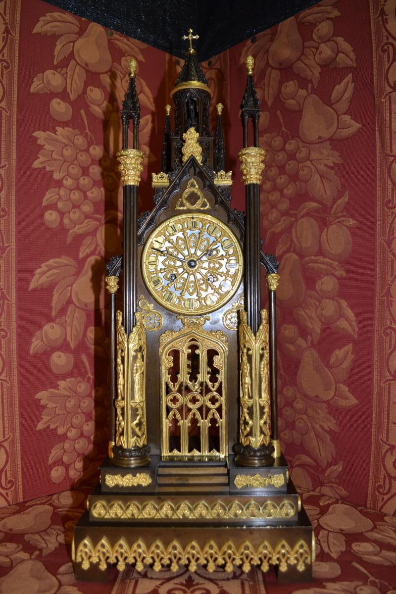 Gothic Pendulum "a La Cathedrale" Around 1840, Ht 54.
