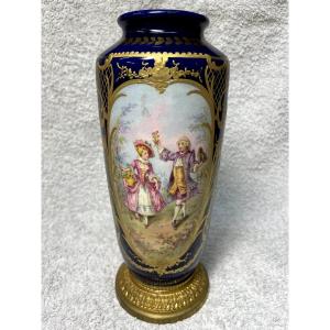 VASE BLEU DE SEVRES CHATEAU DES TUILERIES