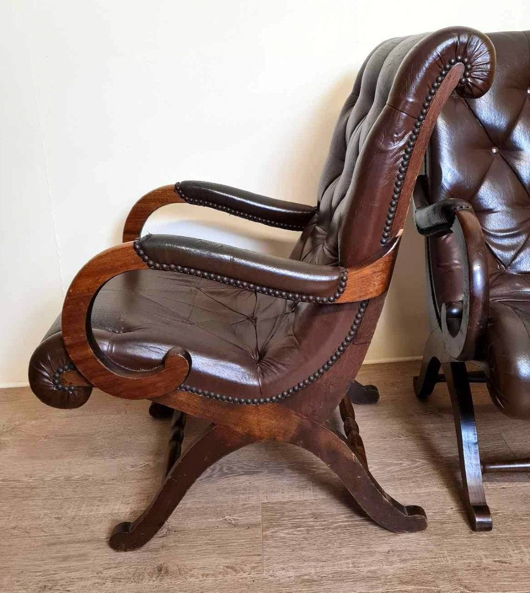 Pair Of Leather Chesterfiel Armchairs-photo-8