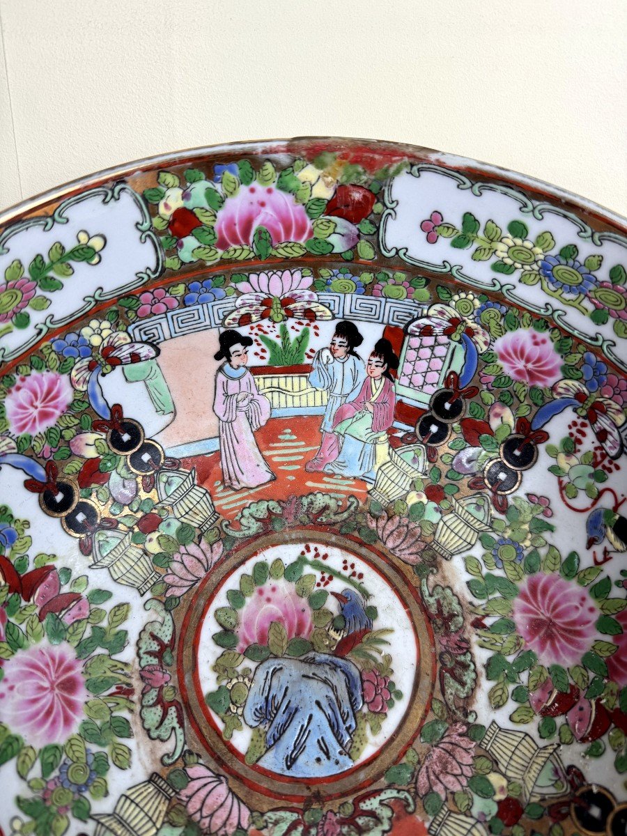 China Late 19th Century: Large Cantonese Porcelain Bowl-photo-4