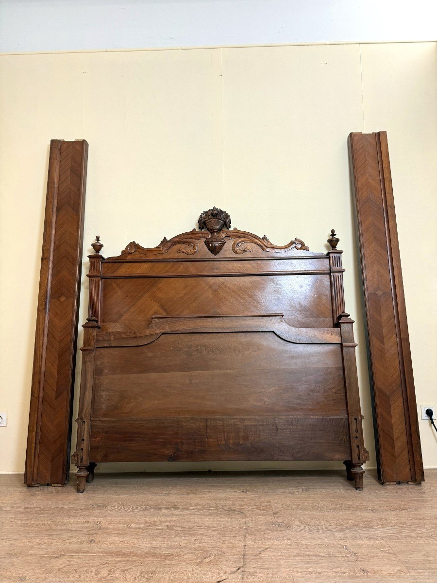 Louis XVI Style Center Bed In Walnut-photo-2