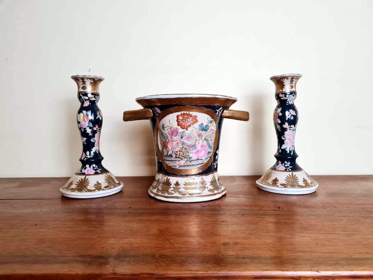 Japanese Triptych Including 1 Cache Pot And 2 Porcelain Candlesticks-photo-1