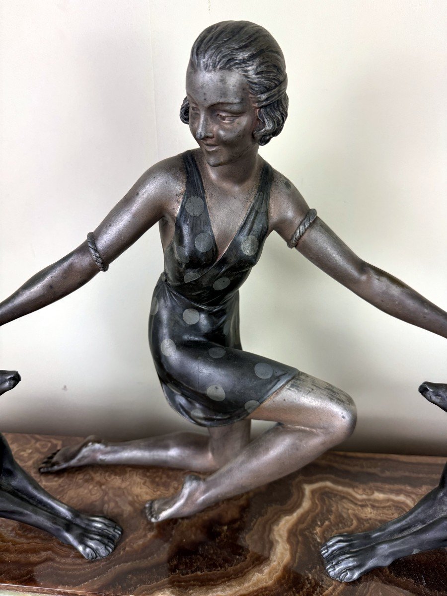 G. Arisse (1920): Elegant Aux Dogues Sculpture. Double Patina Regulate Proof -photo-3