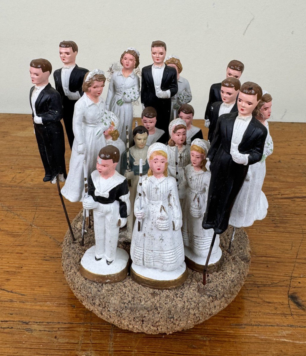 Collection De 18 Figurines Pour Pièces Montées (mariés Et Communiants) 