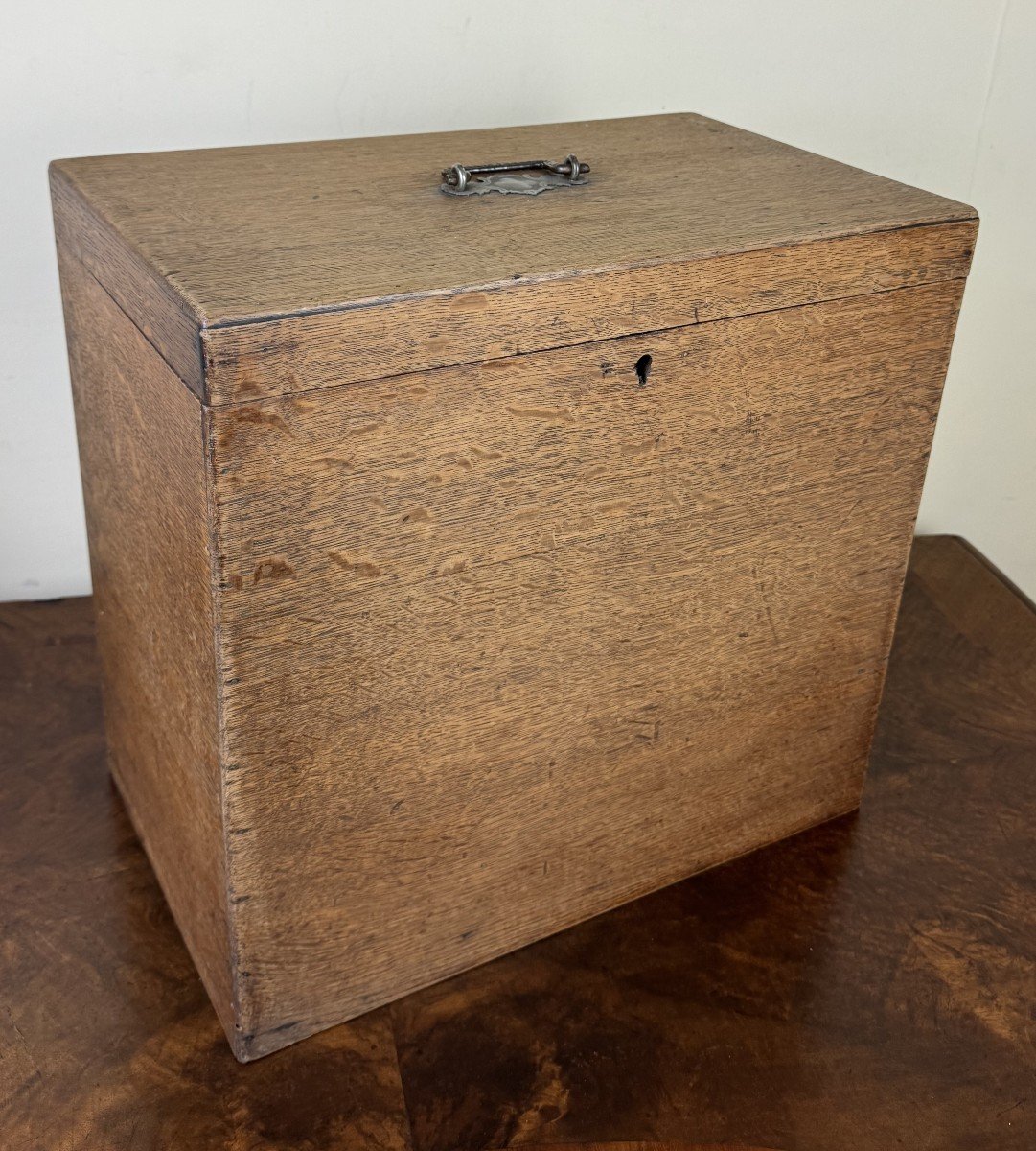 Box For Scientific Devices