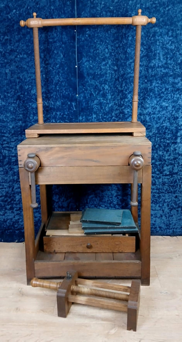 Combined Binding Press With Accessories, Napoleon III Period