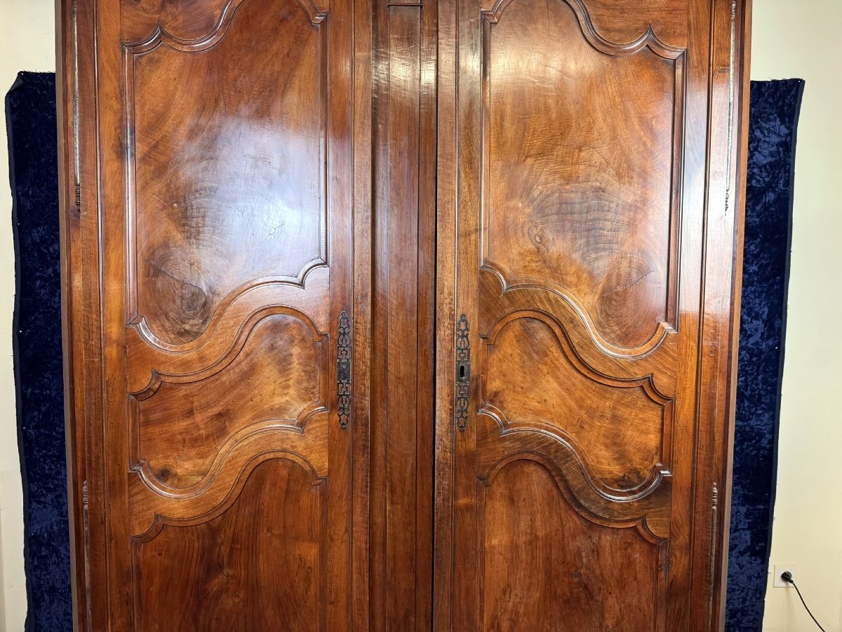 Armoire époque Louis XV En Noyer Massif Vers 1750 -photo-3