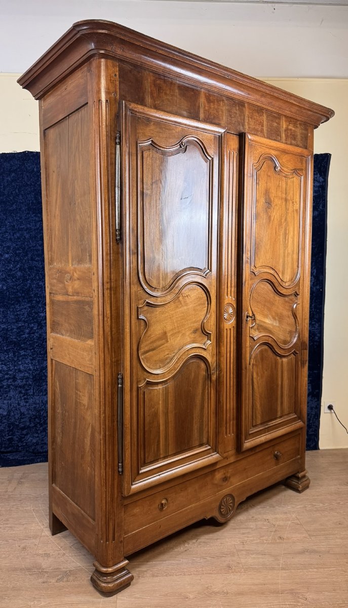 Louis XV - Louis XVI Transition Period Wardrobe In Walnut-photo-6
