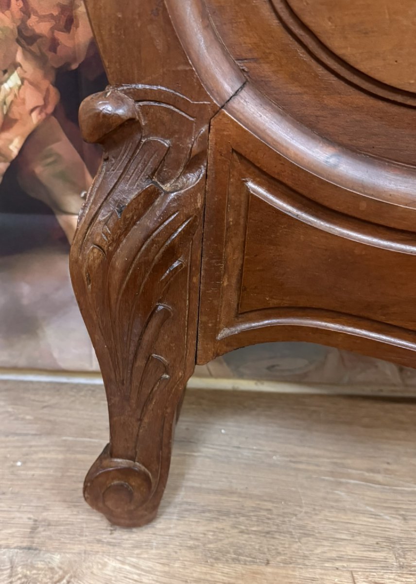 Louis XV Style Walnut Bed-photo-7