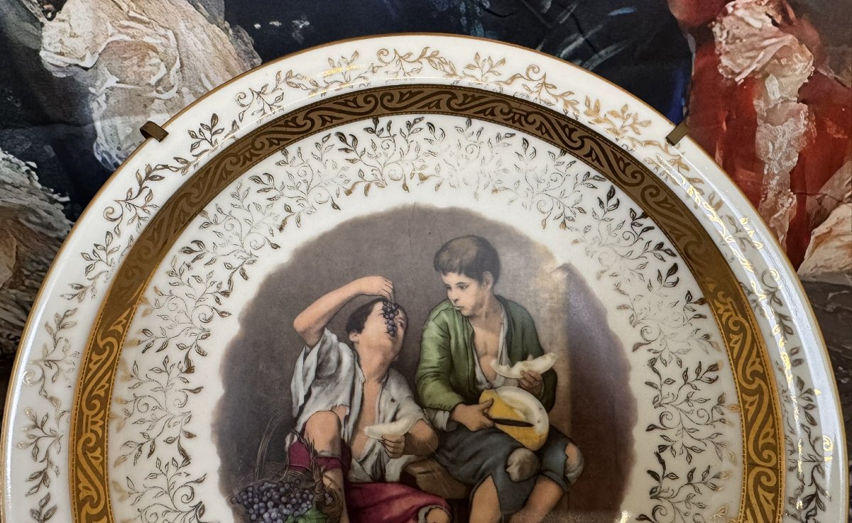 Paire d'Assiettes En Porcelaine d'Uzes-photo-3