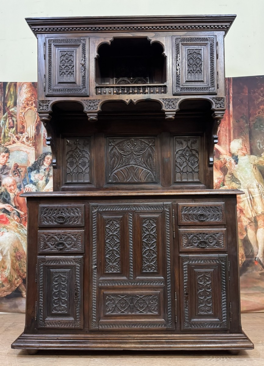 Cabinet Style Renaissance En Bois Sculpté