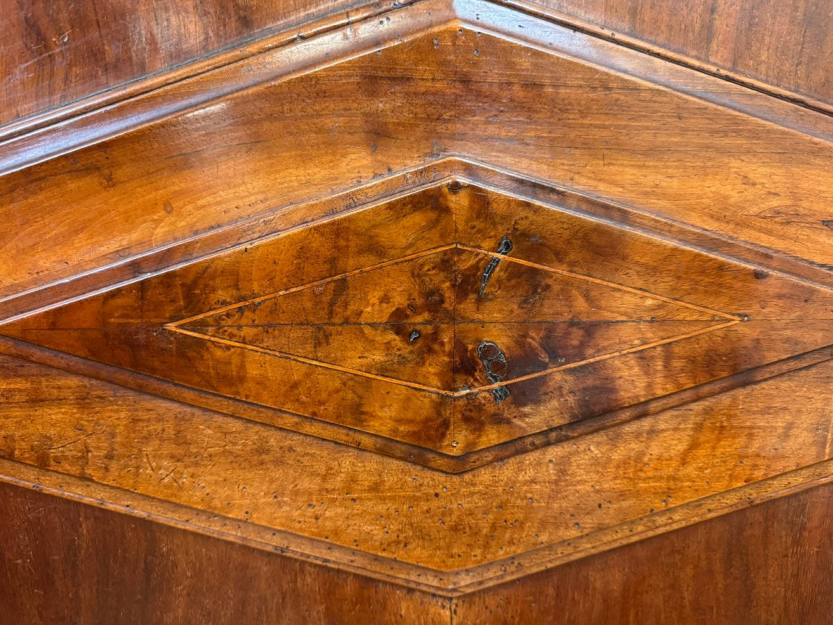 Burgundy Cabinet In Solid Walnut -photo-3