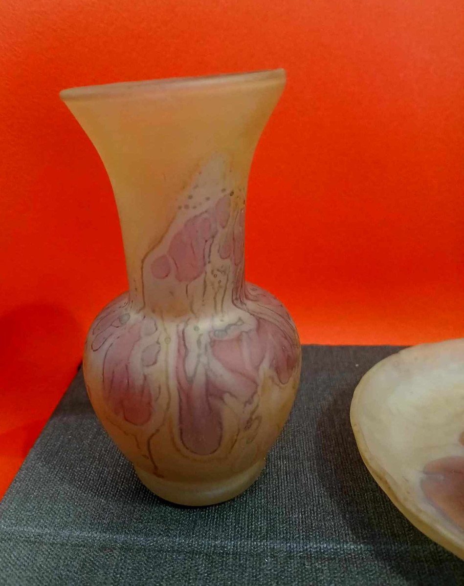 Two Vases And A Marbled Glass Empty Pocket-photo-7