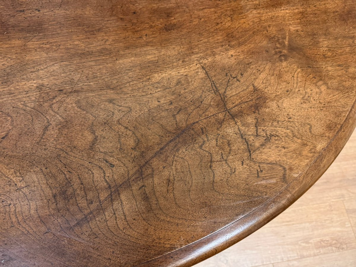 19th Century Circular Walnut Dining Room Table-photo-6