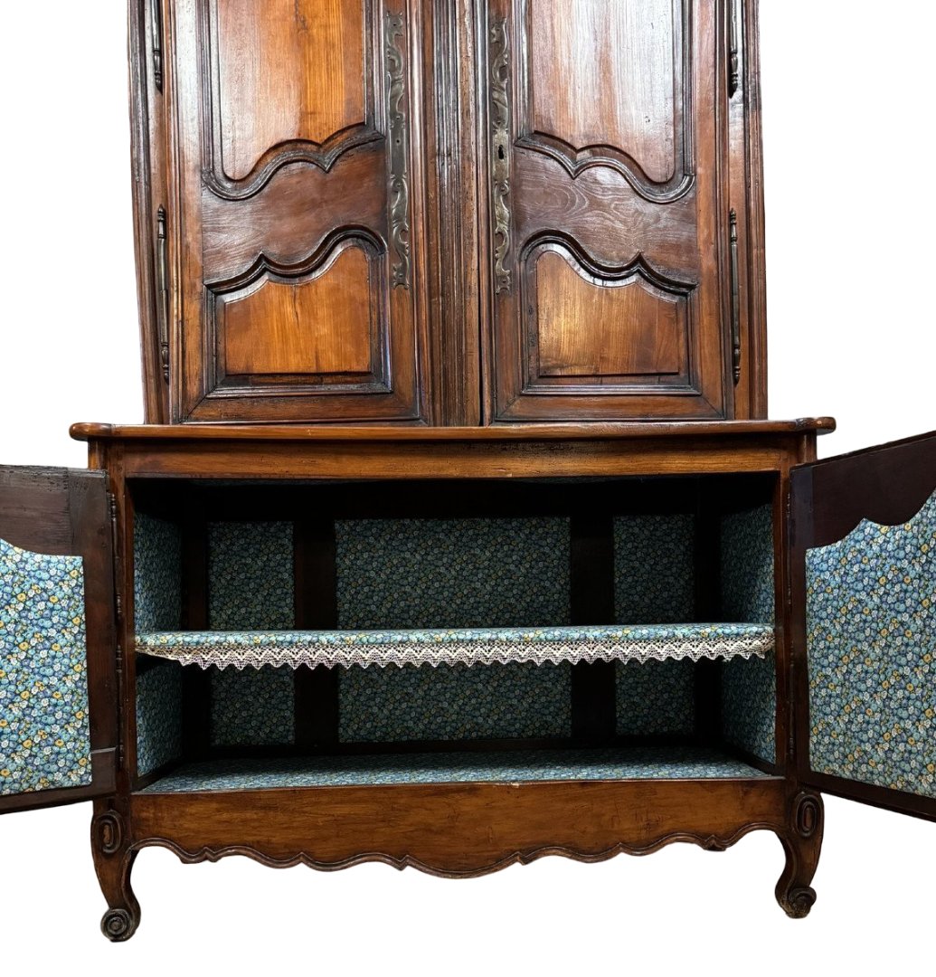 buffet deux corps style Louis XV en merisier et noyer -photo-6