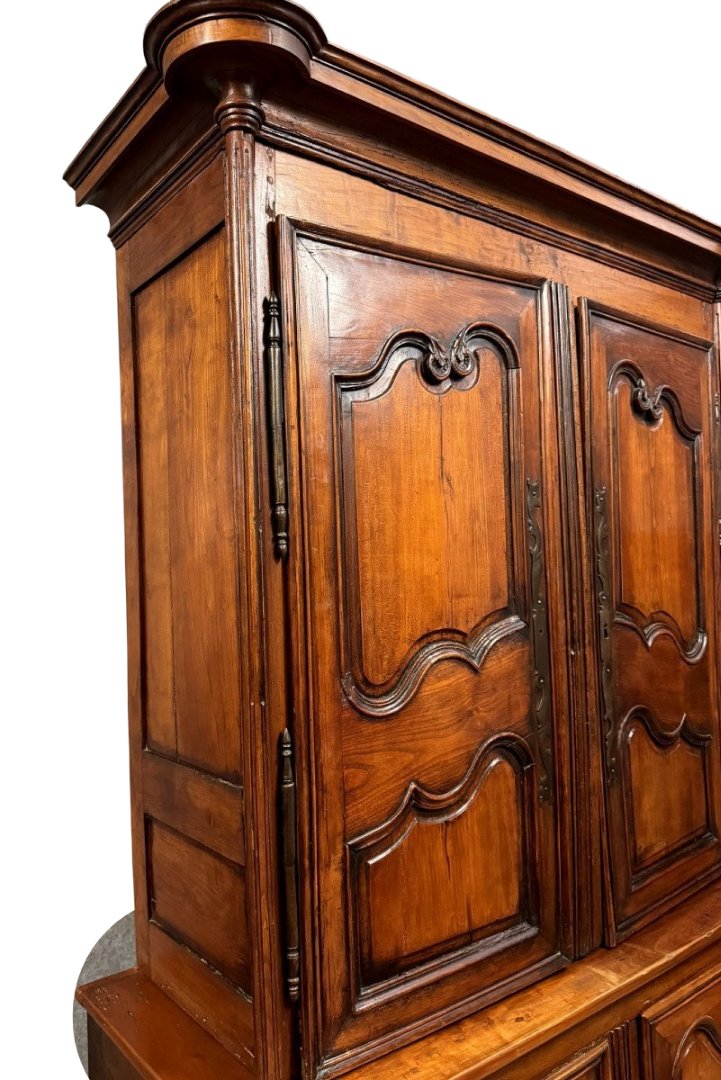 buffet deux corps style Louis XV en merisier et noyer -photo-8