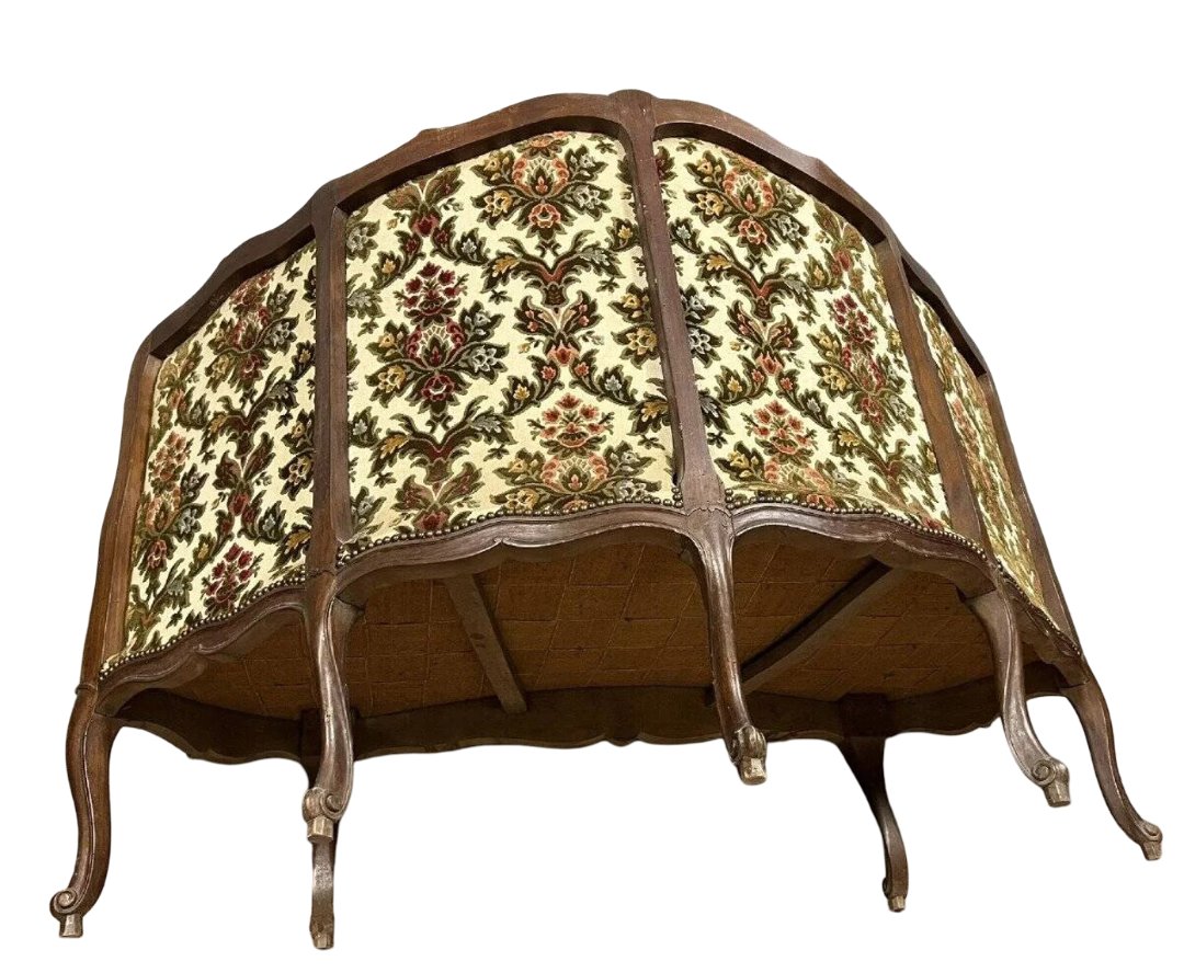 Rare Banquette d'angle / caqueteuse style Louis XV en bois sculpté -photo-1