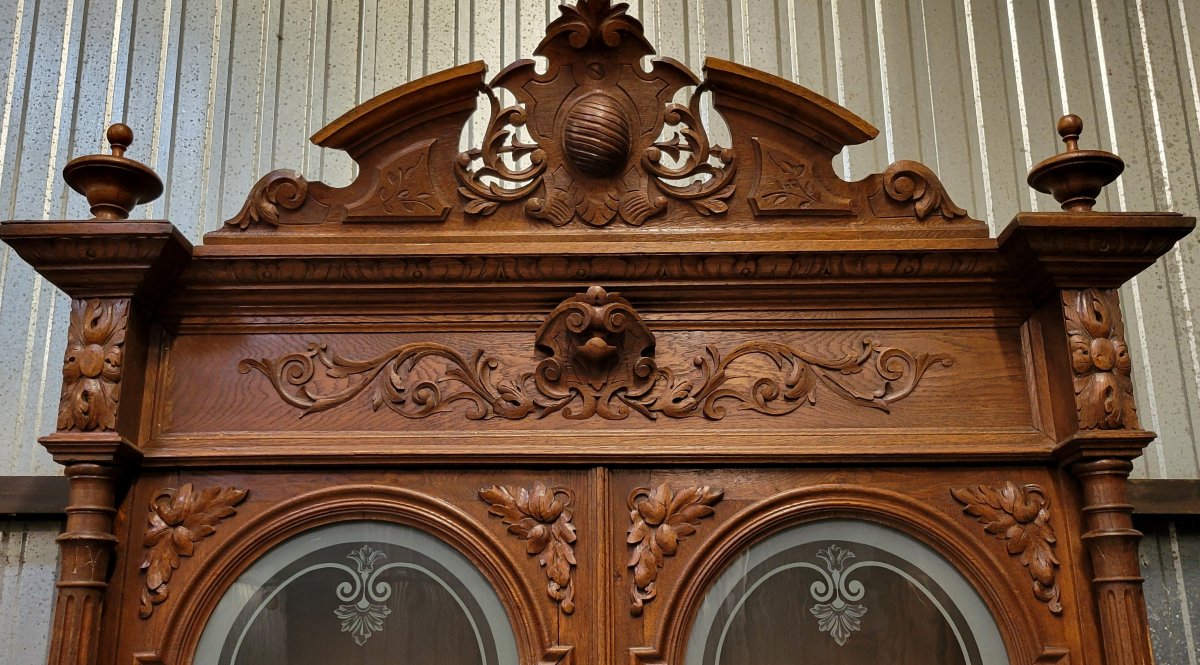 Very Important Renaissance Style Hunting Lodge Sideboard In Carved Solid Wood -photo-2