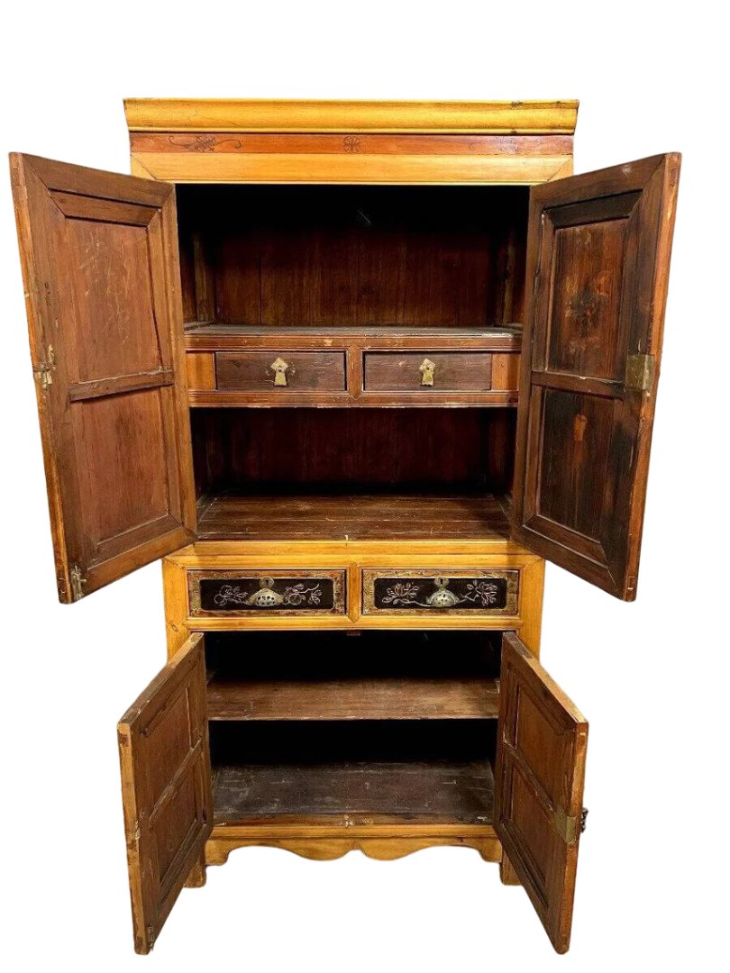 Asia 19th Century: Chinese Lacquer Cabinet -photo-3