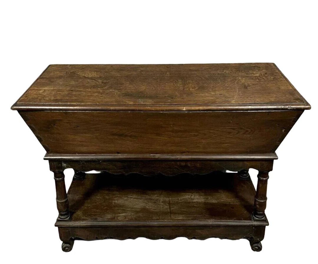 Maie pétrin provençale de style louis XV en noyer sculpté -photo-3