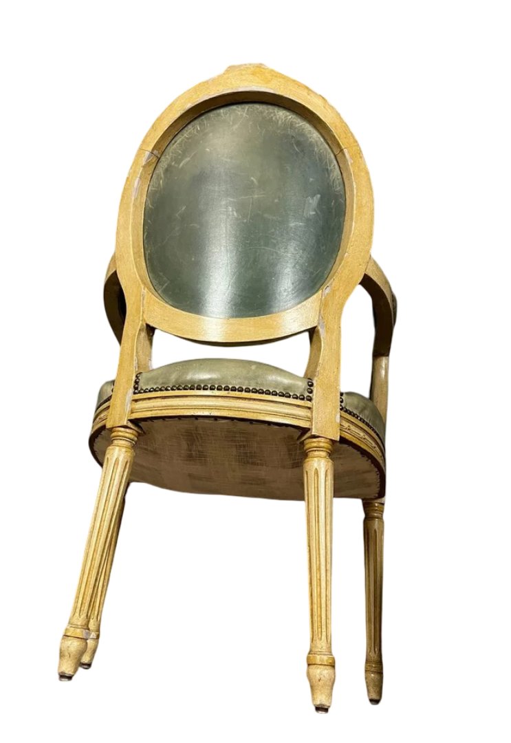 Pair Of Louis XVI Cabriolet Armchairs With Medallion Backs-photo-4