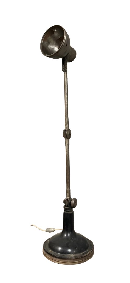 Design industriel du XXeme siècle: très grande lampe à bras articulé / h96 cm-photo-1
