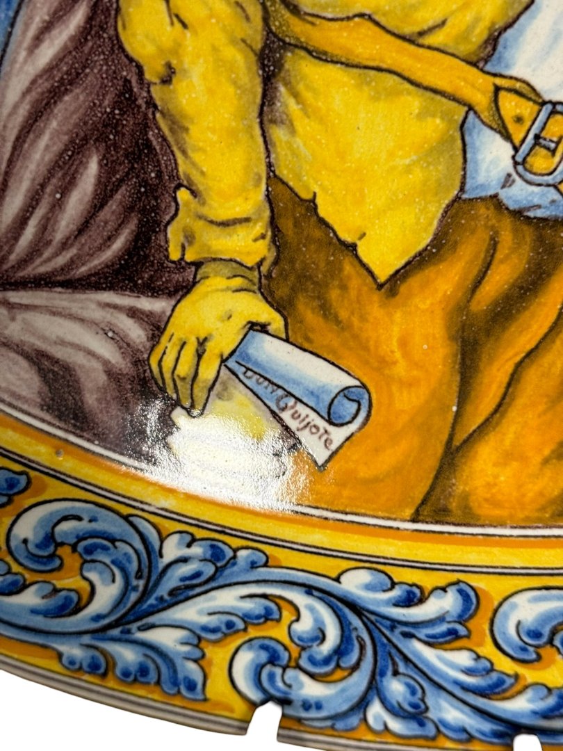 Faïences de Talavera Espagne : grand plat a décors d'une scène mythologique-photo-5