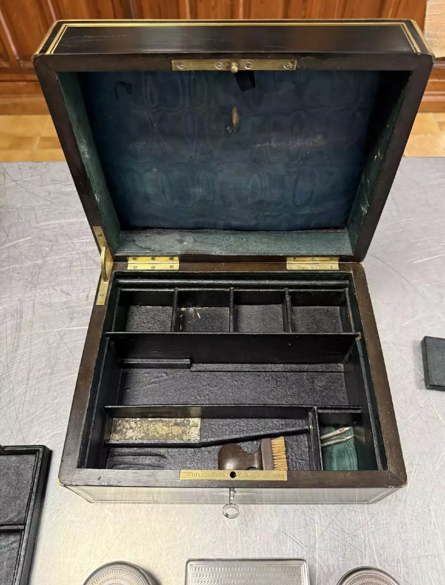 Tahan Paris : Rare coffret de voyage en marquéterie Boulle époque Napoléon III-photo-8