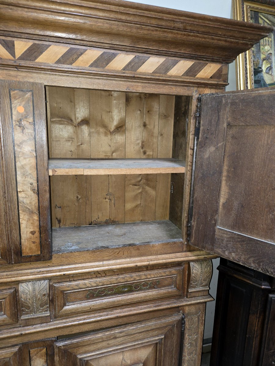 Buffet cabinet dit montbelliard époque XVIIIeme en chéne sculpté-photo-7
