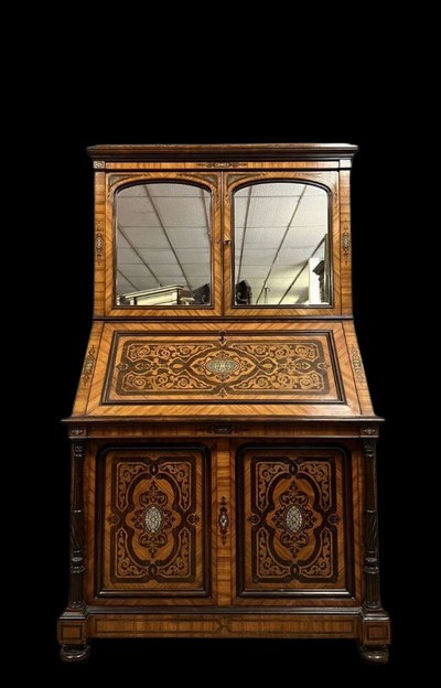 Lemarchand-Lemoine : Cabinet estampillé époque Nap. III en Nacre et marquéterie