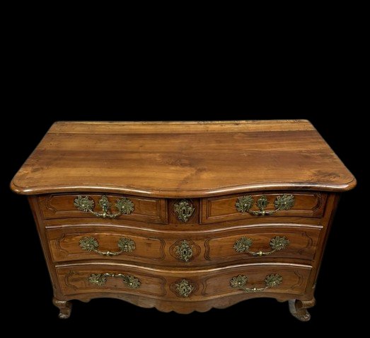 Commode galbée époque Louis XV en noyer et bronzes dorés époque XVIIIeme-photo-3